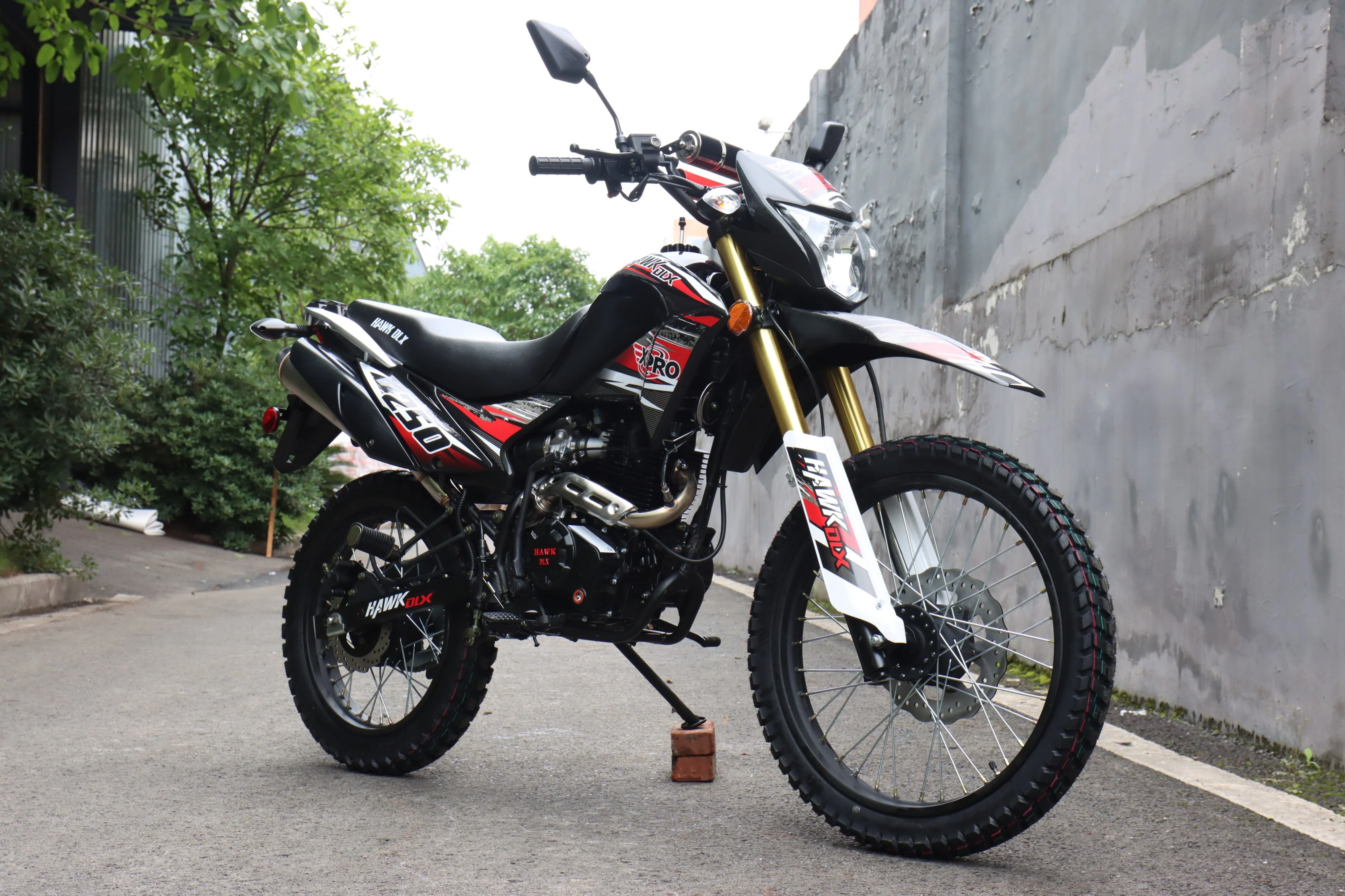 Free Shipping! X-PRO Hawk DLX 250 EFI Fuel Injection Motorcycle with 5-speed Manual Transmission and Electric/kick Start! Big 21in/18in Wheels! DOT Approved Street Legal! - Image 13